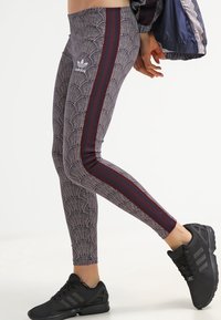 adidas Originals Legíny - kalhoty  - blue