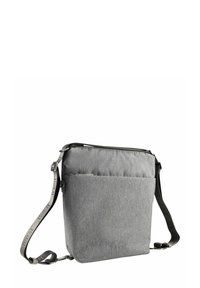 Borsa a tracolla in tessuto grigio con cintura regolabile, tasca frontale e chiusura con zip. Presenta una finitura texture e un design minimalista.