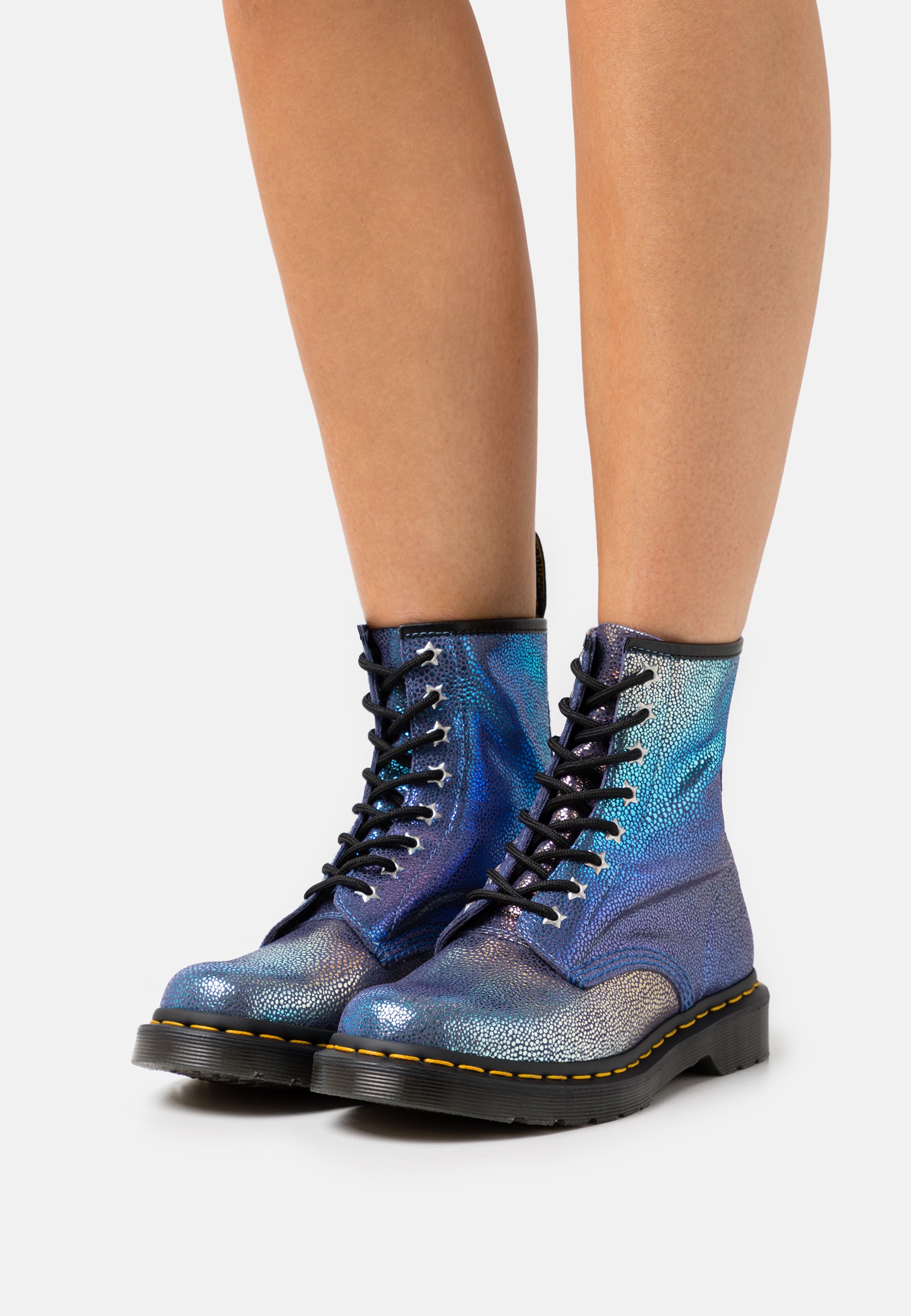 dr martens 1461 rainbow