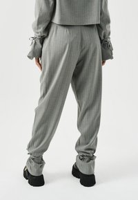 Laurella Nohavice - light grey