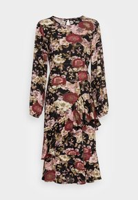 Vestido preto floral com mangas longas, apresentando uma mistura de flores vermelhas e cor-de-rosa. Detalhes em babados ao longo da bainha e da cintura adicionam textura.