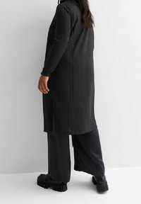 New Look Curves Strickjacke - black