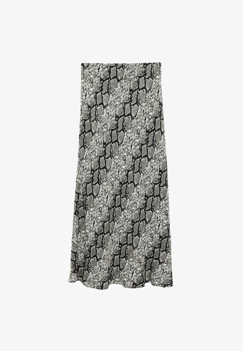 Jupe longue noire et blanche à motif peau de serpent, légèrement évasée avec un tissu texturé.