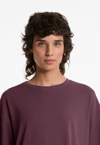 OYSHO Tricou basic - mottled pink