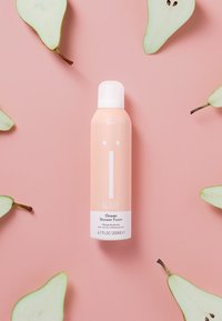 Naïf OCEAN SHOWER FOAM - Shower gel