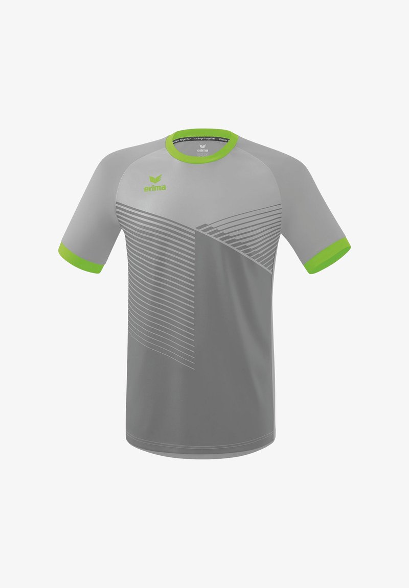 T-shirt atletico grigio a maniche corte, con un accento verde al colletto e ai polsini, e strisce diagonali grigio chiaro che attraversano la parte anteriore.