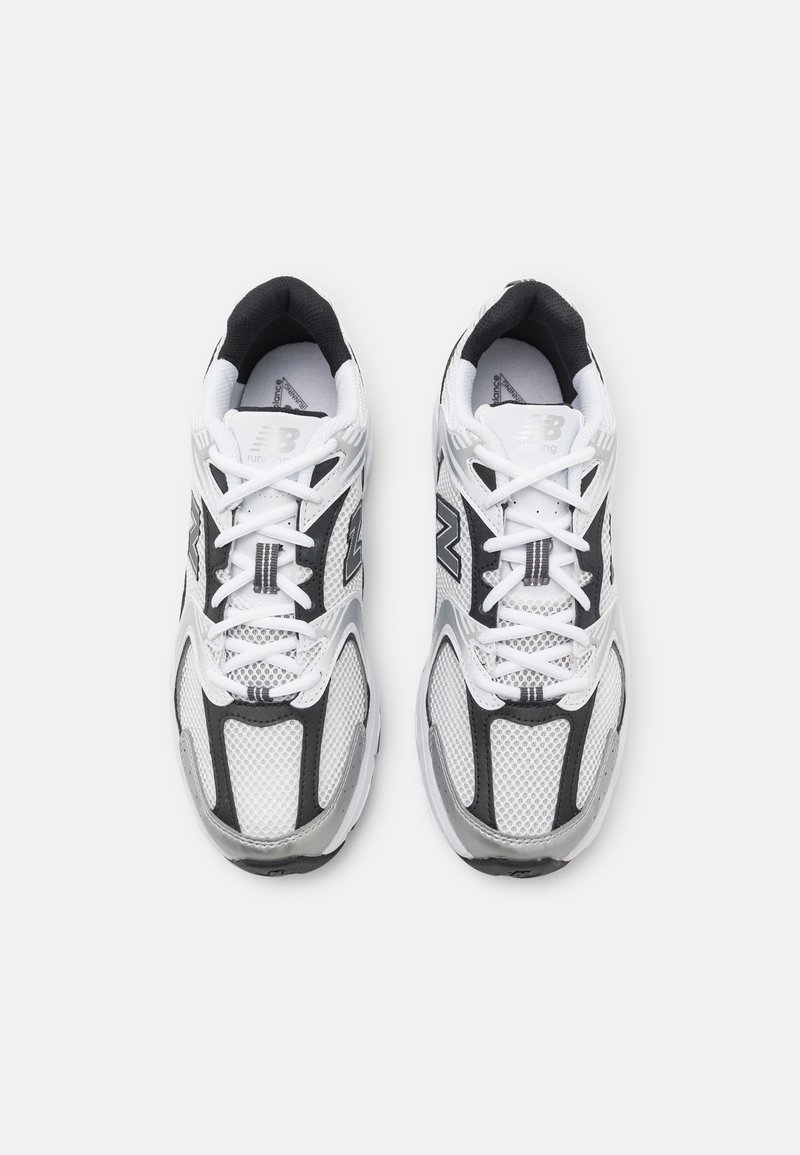 New Balance MR530 UNISEX - Sneaker low - white/weiß - Zalando.de 