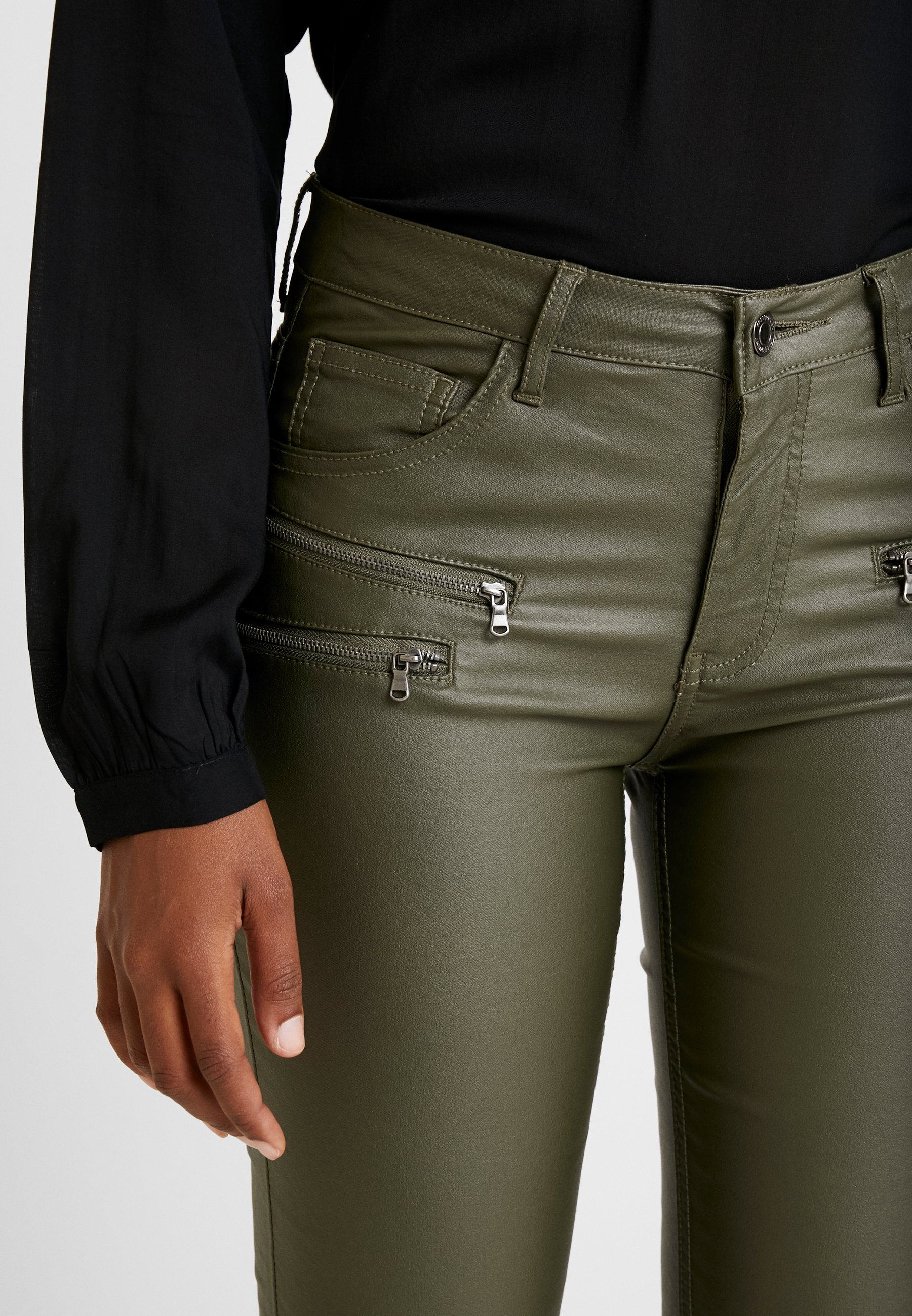 Freequent AIDA COOPER Bukse olive nightoliven Zalando.no Freequent AIDA COOPER Bukse olive nightoliven Zalando.no