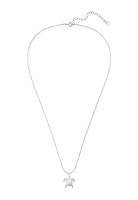 Sudraba kaklarota ar bruņurupuča piekariņu, kuram ir sīki apdrukāti čaulas raksti, karājas uz delikātas pērlīšu ķēdītes ar regulējamu aizdari.