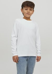 Jack & Jones Junior JJE O NECK - Långärmad tröja - white