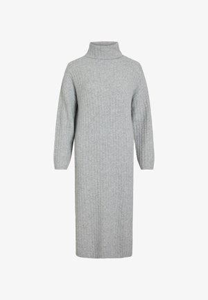 Šedé šaty s rolákem vyrobené z ribbového úpletu, s dlouhými rukávy a prodlouženou siluetou. Hladká textura s neutrální barvou.