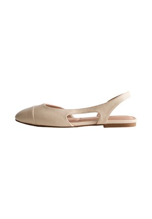 New Look CONTRAST - Ballerine sling - off white