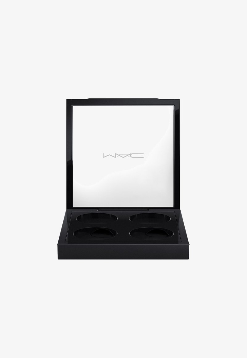 Palette di trucco nera con un coperchio specchiato e quattro incavi circolari per i prodotti, caratterizzata da una finitura lucida e elegante.