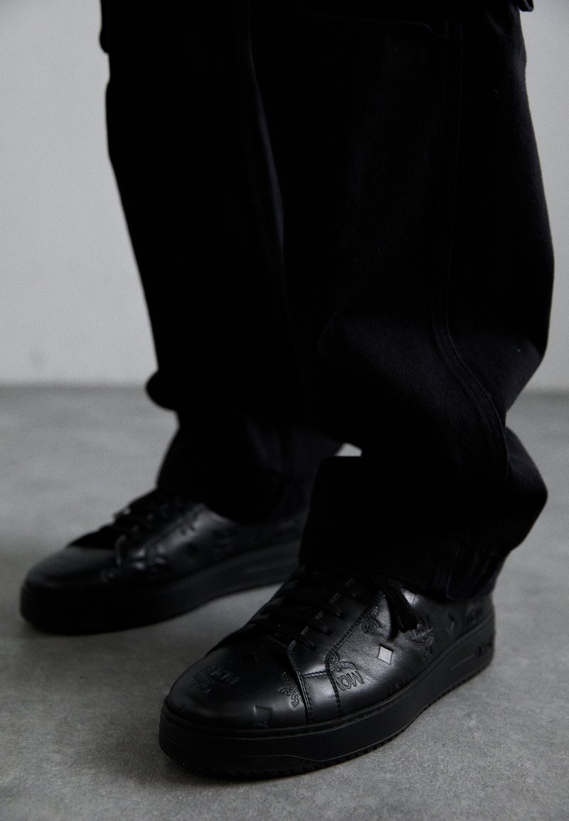 MCM - NEO  - Sporta apavi - black, Palielināt