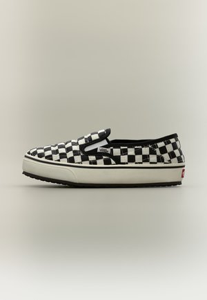 Vans, SLIPER UNISEX - Jalga libistatavad jalanõud - black/classic white