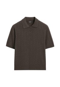 Koszulka polo z krótkim rękawem w ciemnobrązowym kolorze, wykonana z dzianiny o fakturze warkocza, z plisą na trzy guziki i klasycznym kołnierzykiem.