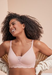 Next DAISY DD+ LIGHTLY PADDED WIRE FREE FOREVER COMFORT  - Triangel-bh - light pink