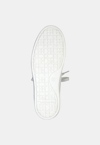 Tamaris Trainers - white/red