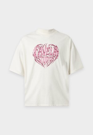 FAVELA, STUDIOS CHROME HEART - Camiseta estampada - vanilla