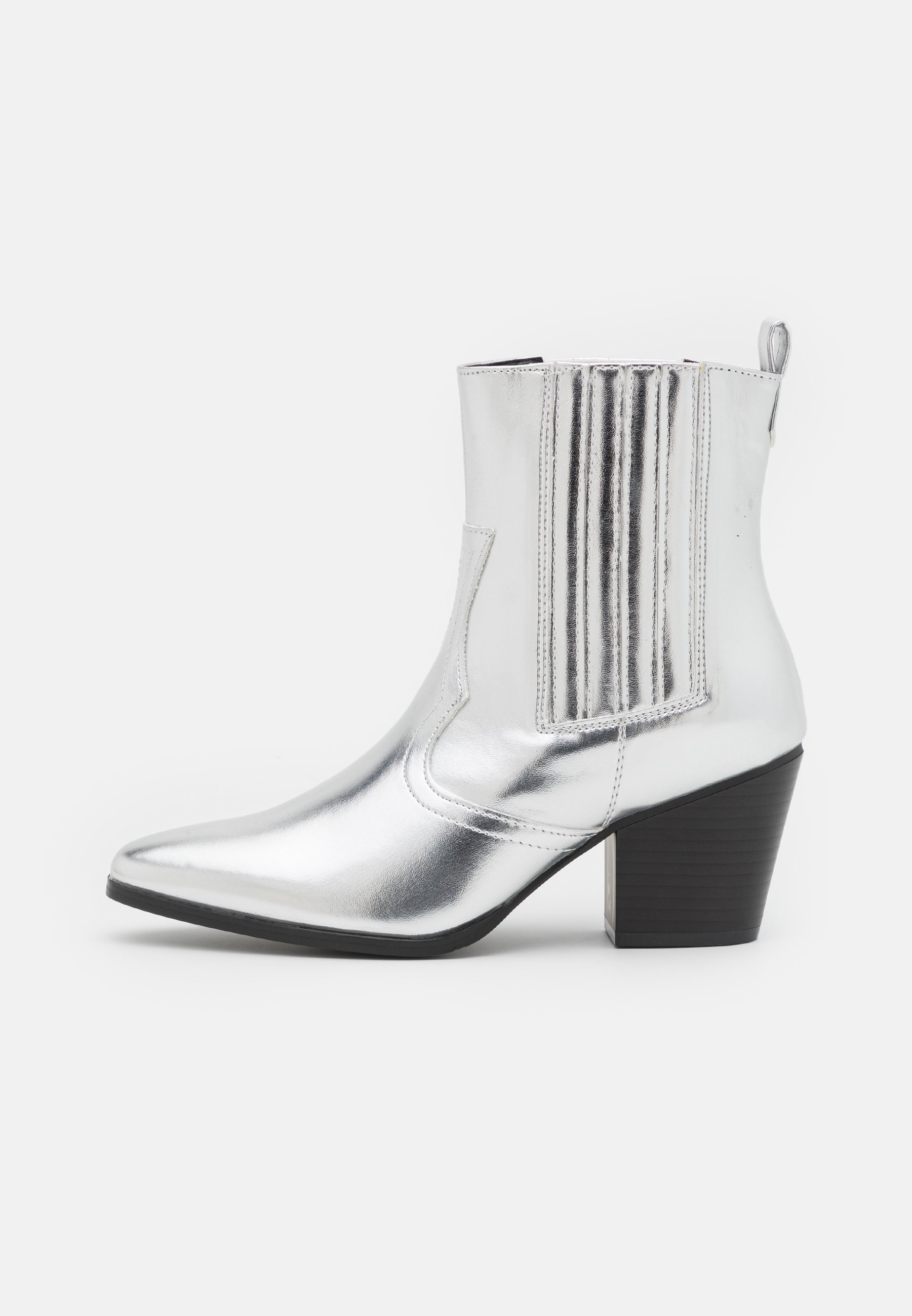 black ankle cowboy boots womens