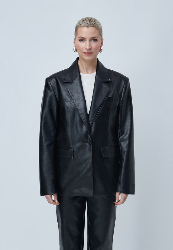 STUDIO INSA - Faux leather jacket - schwarz4