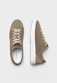 NeroGiardini Sneakers basse - biscotto