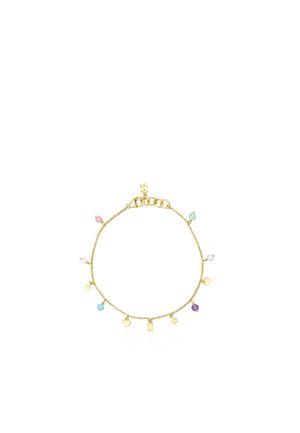 Pulsera en tono dorado con una delicada cadena, que presenta cuentas de colores y charms en forma de corazones y estrellas, para un detalle adicional.