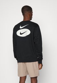 Nike Sportswear CREW - Camisola - black