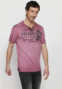 Koroshi SHORT SLEEVE - Marškinėliai su spaudiniu - granate   maroon