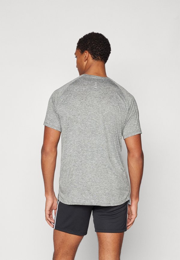 STRIDE TOP - Sports T-shirt4