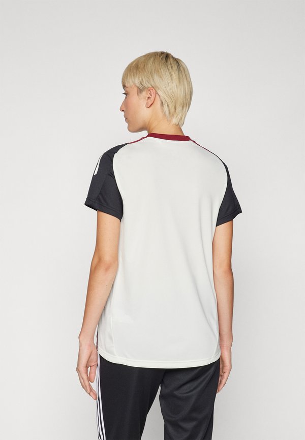 MANCHESTER UNITED TIRO 24 - Club wear4