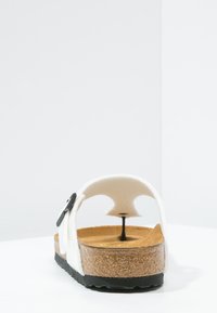 Birkenstock GIZEH - Sandali - weiß
