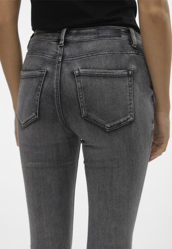 VMFLASH - Flared Jeans4