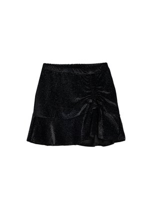 Falda mini de lentejuelas negras con dobladillo acampanado, cinturilla elástica y detalle fruncido en un lado, hecha de una tela brillante y texturizada.
