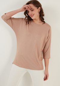 LELA CREW NECK  - Pikkade varrukatega topp - biscuit color