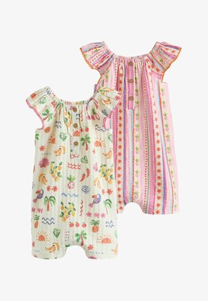 Kaksi vauvan lyhythihaista potkupukua; toinen valkoinen, jossa trooppiset kuviot ja napit, toinen pinkki, jossa kukka- ja raidalliset kuviot.