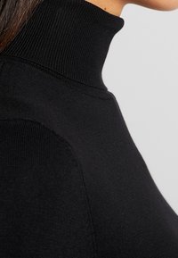 Even&Odd Trui - black