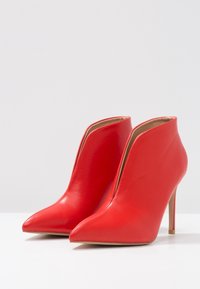 Wallis Botki na obcasie