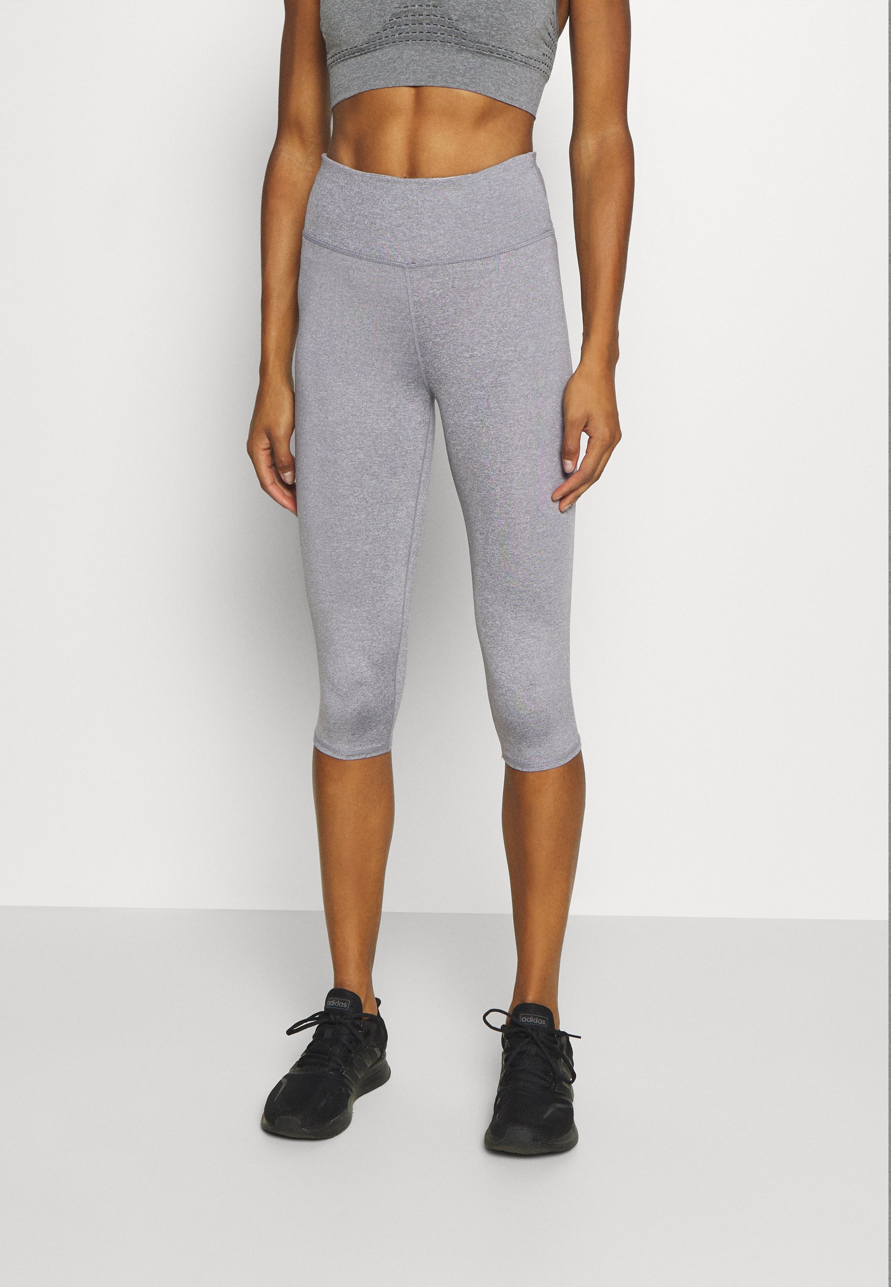 cotton on capri leggings