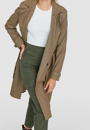 Trenchcoat - brown
