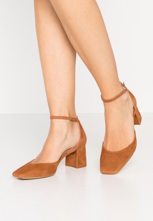 Zign, Escarpins - cognac