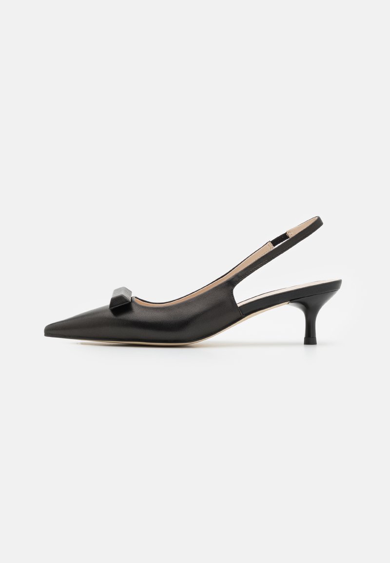 Marc Cain Klassikalised kontsakingad - black