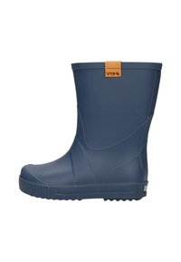 Marineblauwe rubberen regenlaars met een gestructureerde zool en een tan kleurige trekstrip op de schacht, zijaanzicht.