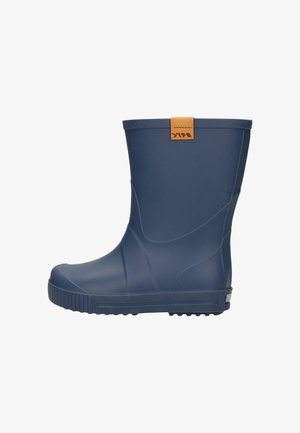 Marineblauwe rubberen regenlaars met een gestructureerde zool en een tan kleurige trekstrip op de schacht, zijaanzicht.