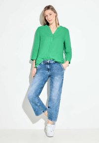 Cecil Camicetta - grün