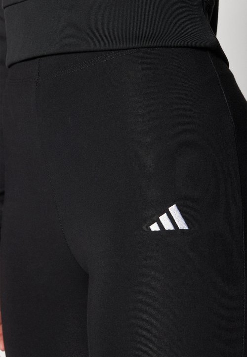 adidas Women's Essentials Small Logo Flared Leggings Black/White — foto 6