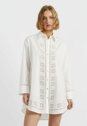 BRODERIE - Blusenkleid - cream