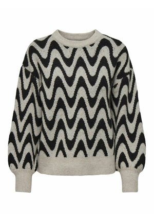 Čierny a krémový sveter so vlnitým vzorom z texturovaného pleteného materiálu, s okrúhlym výstrihom a rebrovanými manžetami.