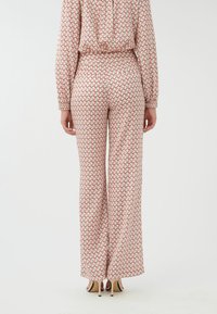 Dea Kudibal Pantalon classique - rays