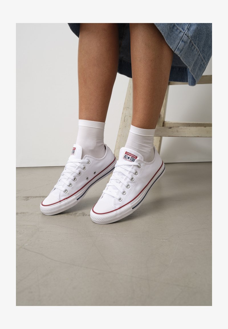 Converse chuck taylor white trainers Clearance